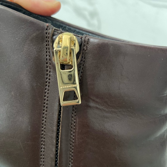 Burberry "Bamburgh" brown leather ankle booties - Picture 9 of 13